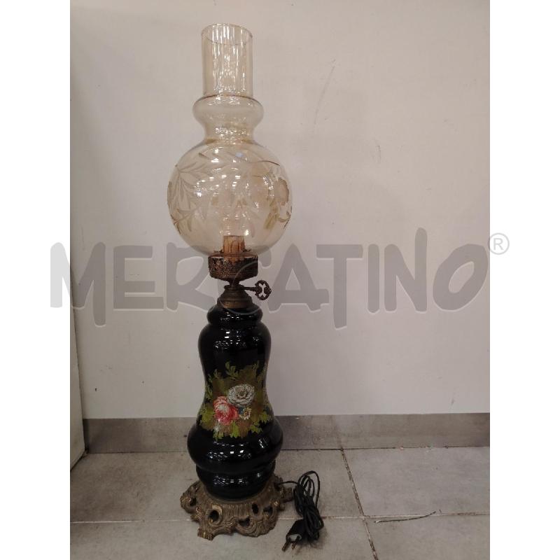 LAMPADA NERA BASE OTT VETRO DECORATO | Mercatino dell'Usato Roma viale tirreno 1