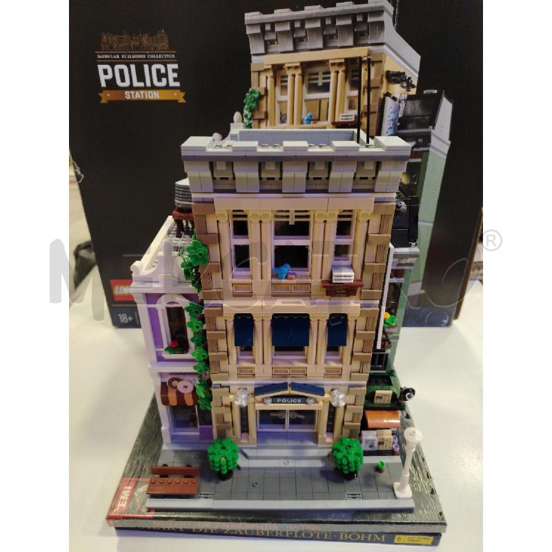 LEGO POLICE STATION 10278 CON SCATOLA | Mercatino dell'Usato Roma viale tirreno 1
