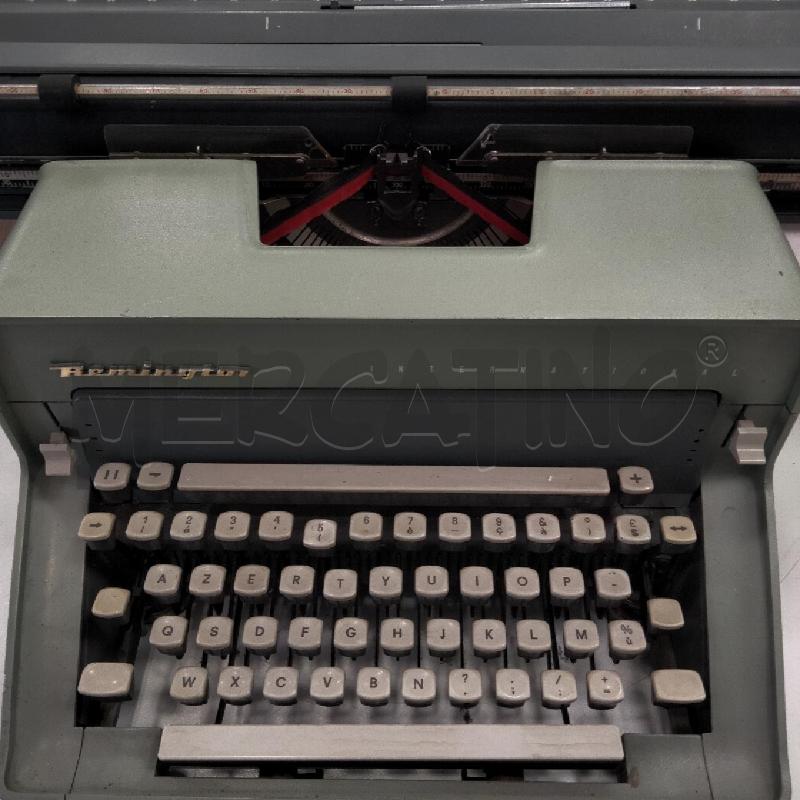 MACCHINA DA SCRIVERE REMINGTON INTERNATIONAL | Mercatino dell'Usato Roma viale tirreno 2