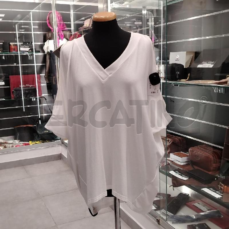 MAGLIA D SANDRO FERRONE BI SMANICATA | Mercatino dell'Usato Roma viale tirreno 1