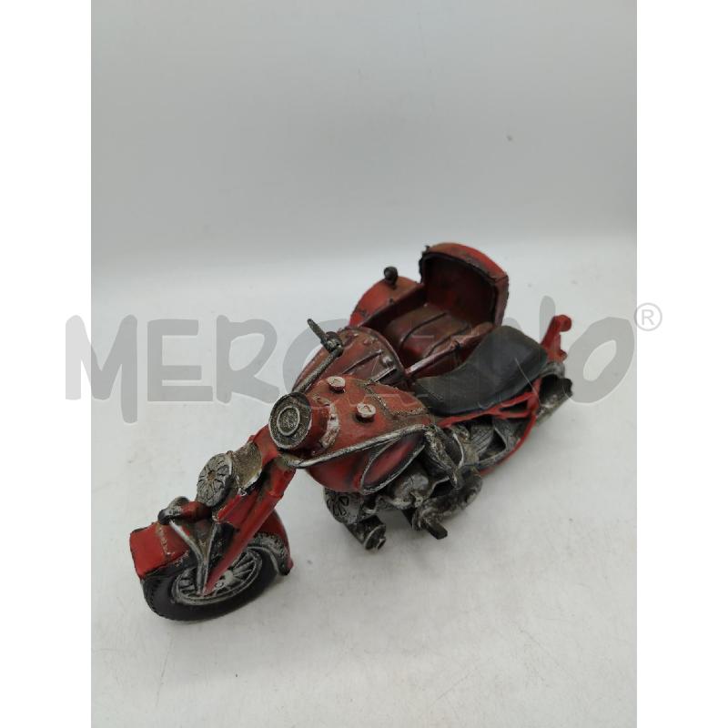 MODELLINO MOTO CER ROSSO | Mercatino dell'Usato Roma viale tirreno 1