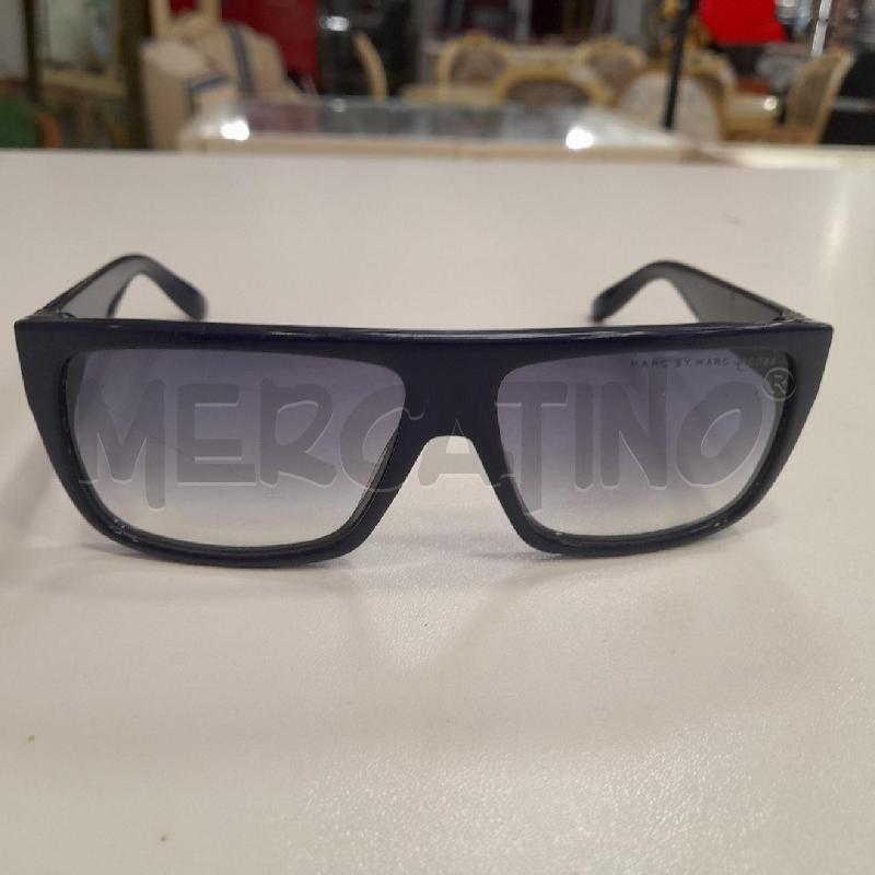 OCCHIALI D MARC JACOBS BL BARRE RIGHE  | Mercatino dell'Usato Roma viale tirreno 2