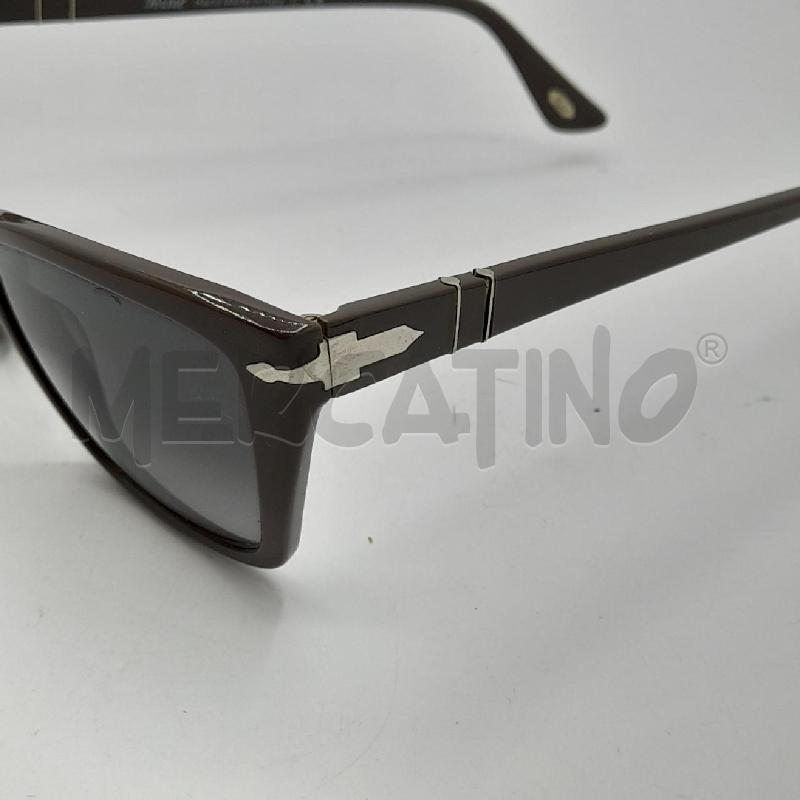 OCCHIALI D PERSOL MA  | Mercatino dell'Usato Roma viale tirreno 3