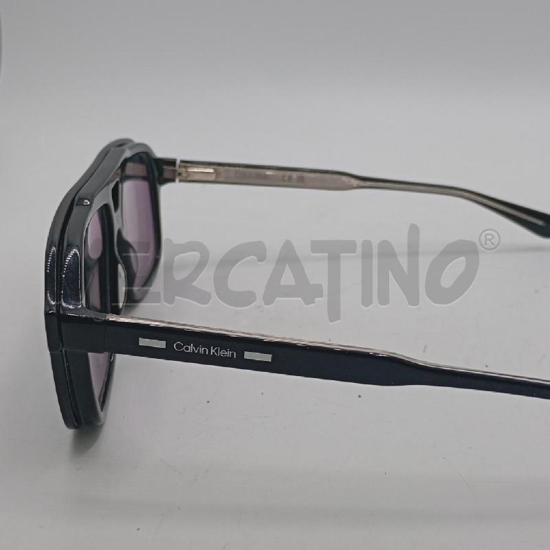 OCCHIALI U CALVIN KLEIN NE SQUADRATI + CUSTODIA  | Mercatino dell'Usato Roma viale tirreno 3