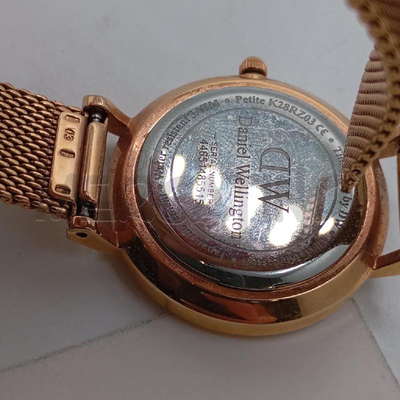 OROLOGIO DA POLSO DANIEL WELLINGTON DORATO | Mercatino dell'Usato Roma viale tirreno 4