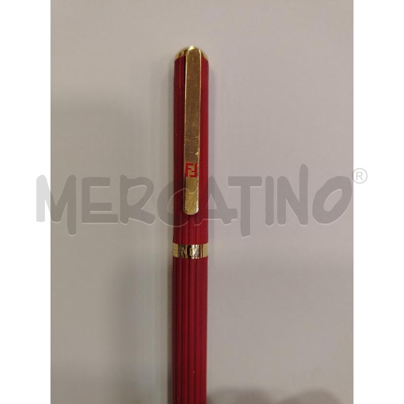 PENNA SFERA FENDI ROSSA | Mercatino dell'Usato Roma viale tirreno 3