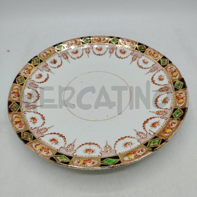 PIATTINO ROYAL ALBERT DEC ORO VERDE NERO | Mercatino dell'Usato Roma viale tirreno 1
