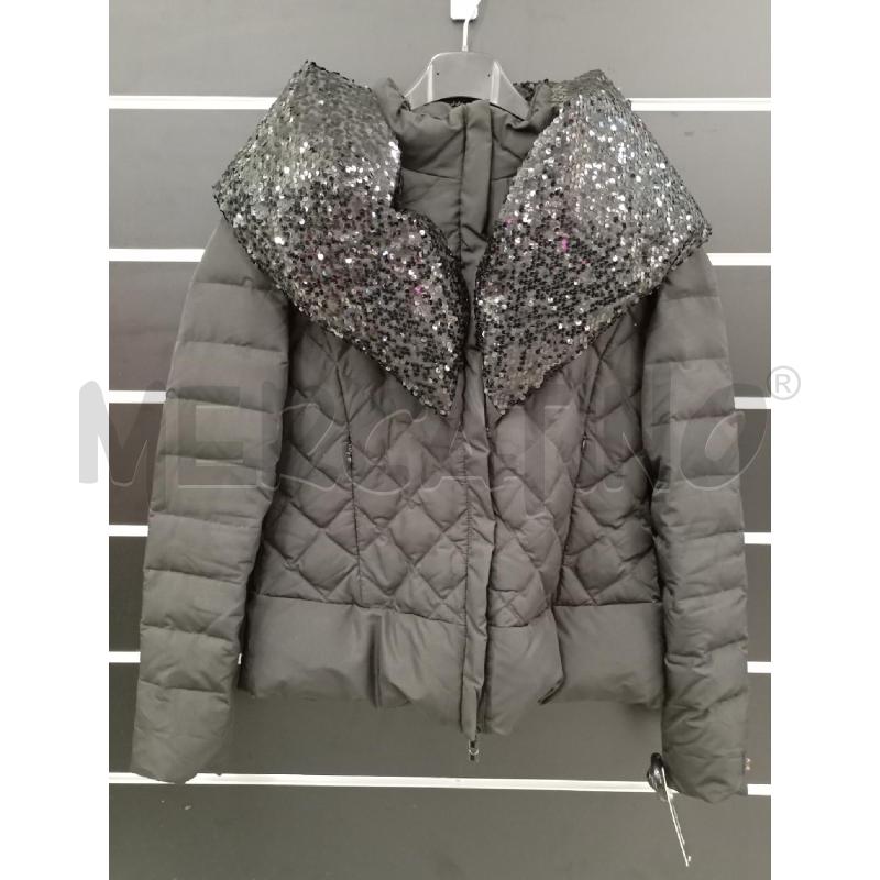 PIUMINO D TWINSET NE PAILLETTES | Mercatino dell'Usato Roma viale tirreno 1