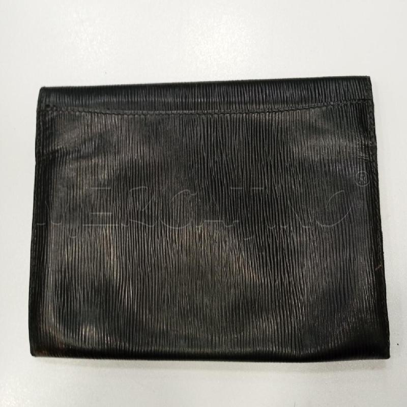 POCHETTE D FENDI NE CHIUS GRI | Mercatino dell'Usato Roma viale tirreno 3