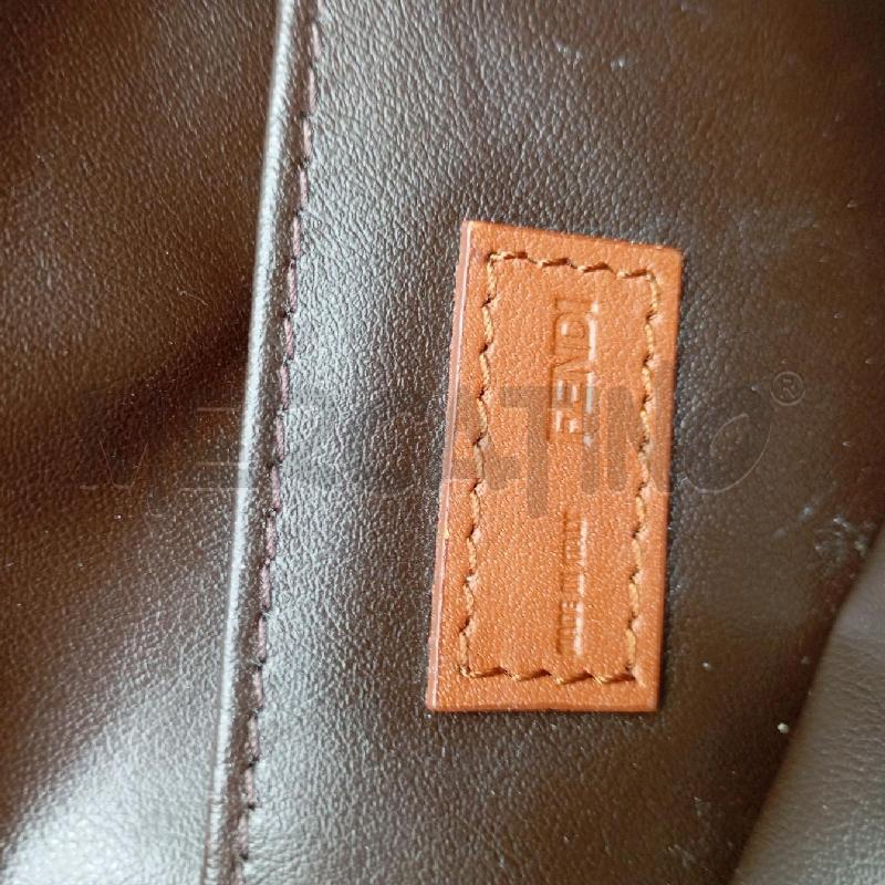 POCHETTE FENDI VINTAGE  | Mercatino dell'Usato Roma viale tirreno 2