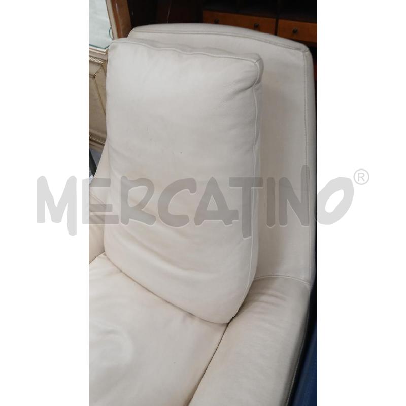 POLTRONA NICOLETTI FLOWERS DA RIV BE | Mercatino dell'Usato Roma viale tirreno 2