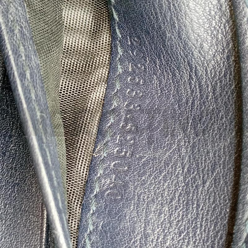 PORTA FOGLIO GUCCI IN PELLE BLU | Mercatino dell'Usato Roma viale tirreno 3