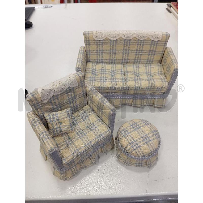 SALOTTO PER BAMBOLE FATTO A MANO | Mercatino dell'Usato Roma viale tirreno 1