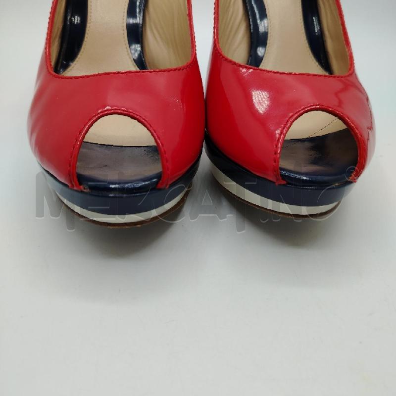 SANDALI D FENDI IN VERNICE ROSSO SLINGBACK | Mercatino dell'Usato Roma viale tirreno 3