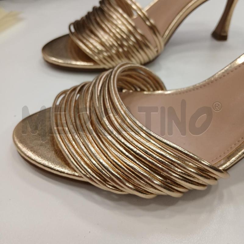 SANDALI D STEVE MADDEN DORATO FASCE FINE  | Mercatino dell'Usato Roma viale tirreno 2
