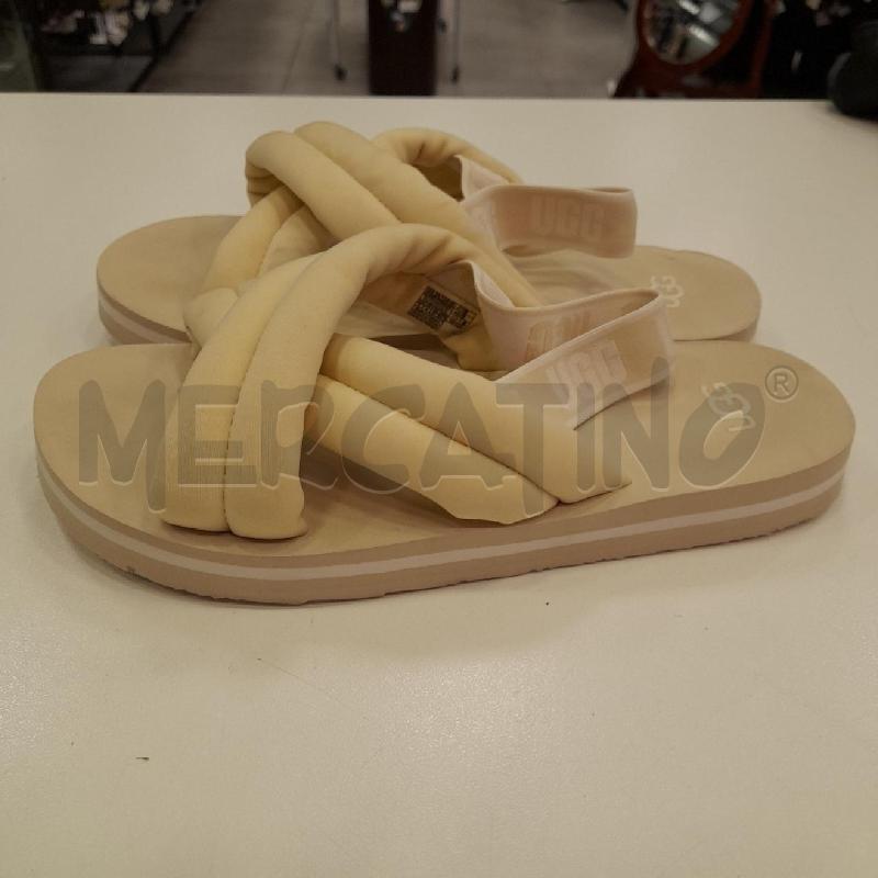 SCARPE D CIABATTA UGG BE  | Mercatino dell'Usato Roma viale tirreno 3