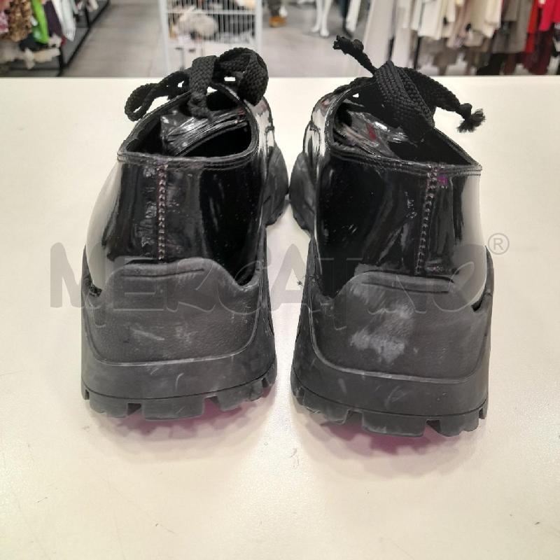 SCARPE D ENTOURAGE NE LUCIDE PUNTA PUNTINATA | Mercatino dell'Usato Roma viale tirreno 2