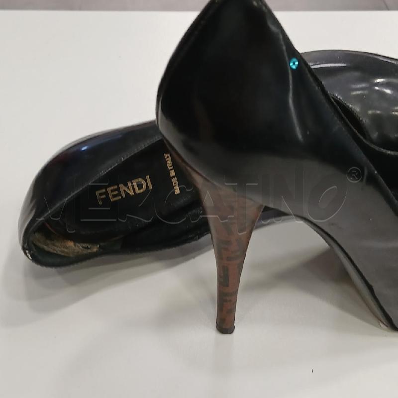 SCARPE D FENDI NE SPUNTATE TACCO FF MA  | Mercatino dell'Usato Roma viale tirreno 2