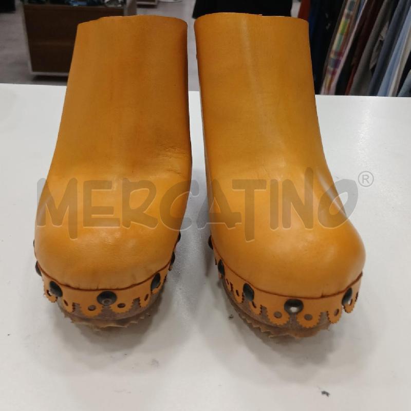 SCARPE D FLORIDETTI SENAPE CUOIO LEGNO | Mercatino dell'Usato Roma viale tirreno 3