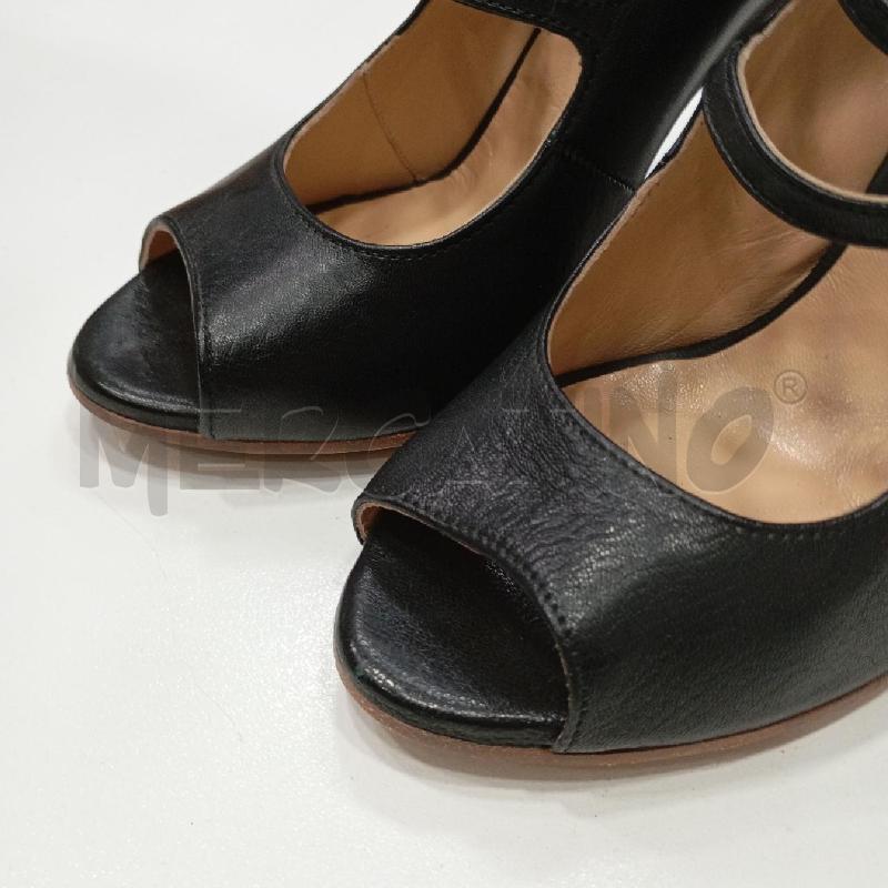 SCARPE D MAX & CO NE PUNTATE FIBBIE FRONT  | Mercatino dell'Usato Roma viale tirreno 4