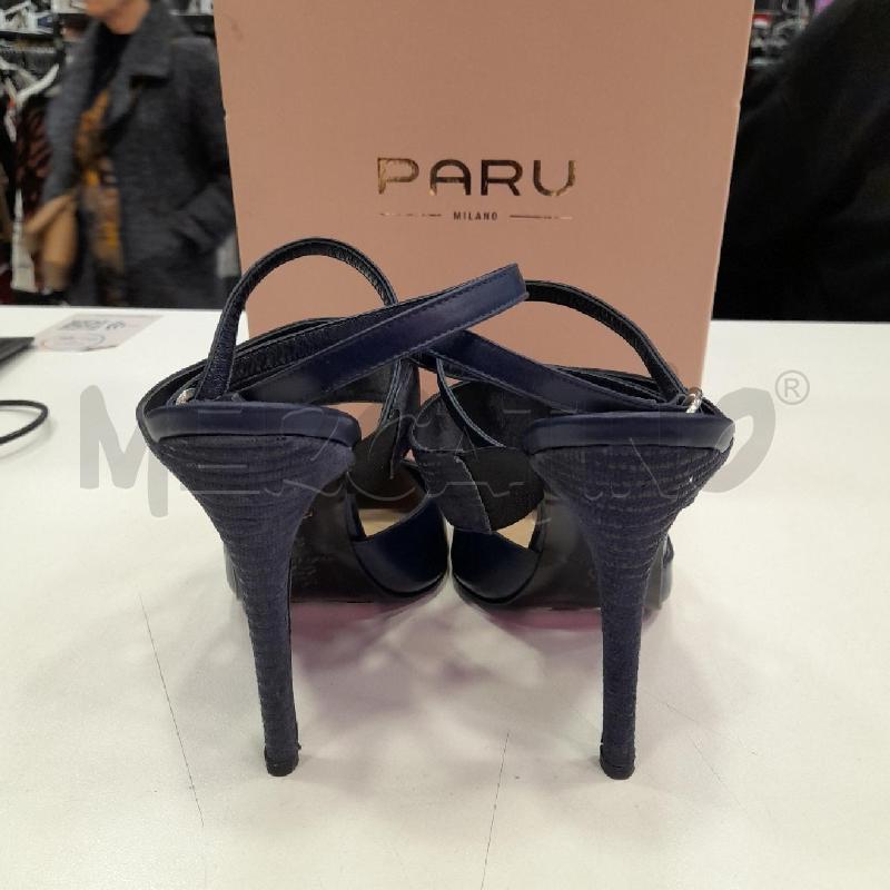 SCARPE D PARU BL PUNTA FASCIA COLLO SCATOLA | Mercatino dell'Usato Roma viale tirreno 2