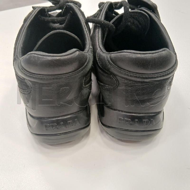 SCARPE D PRADA NE | Mercatino dell'Usato Roma viale tirreno 3