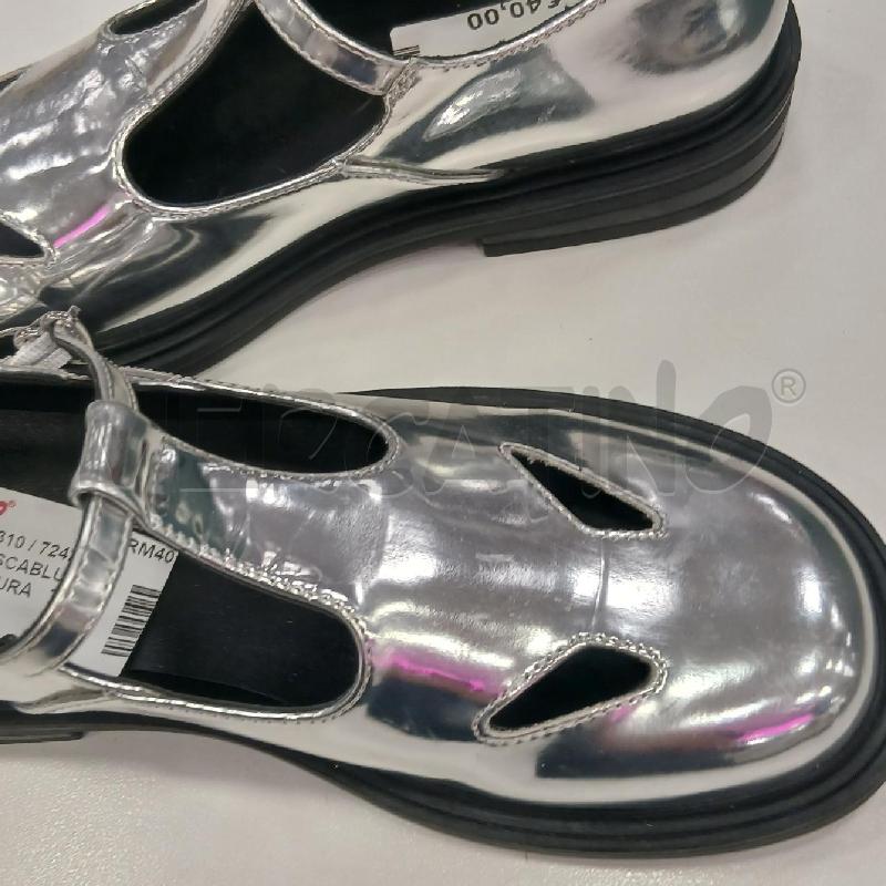 SCARPE D TOSCABLU ARGENTATO CHIUSURA CUORE | Mercatino dell'Usato Roma viale tirreno 2