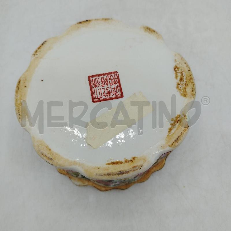 SCATOLA PORCELLANA ORIENTALE DEC DONNE | Mercatino dell'Usato Roma viale tirreno 3