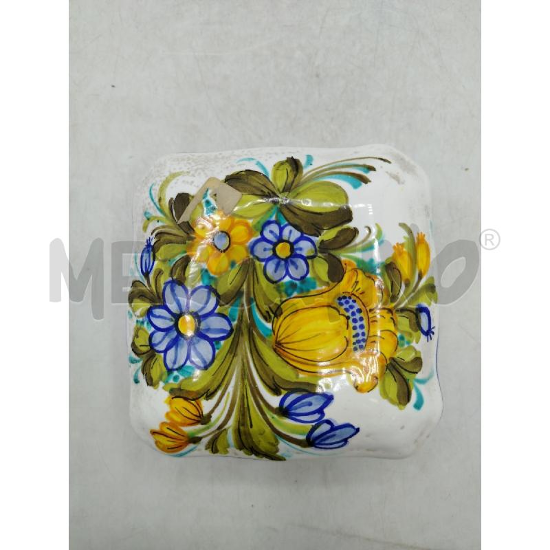 SCATOLA QUADRAT CASTELLI FIORI COLORATI  | Mercatino dell'Usato Roma viale tirreno 2