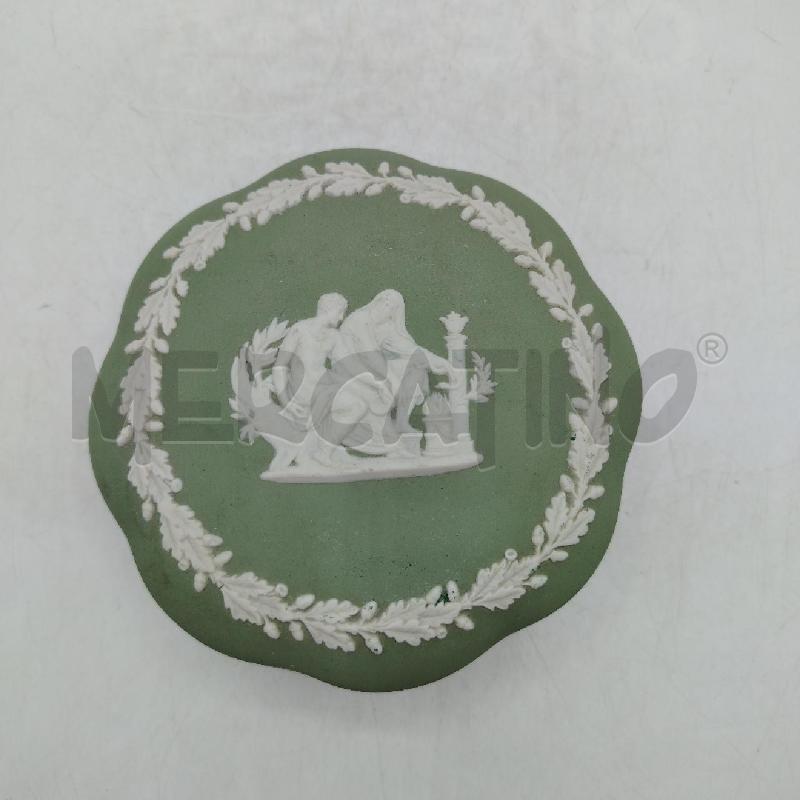 SCATOLINA WEDGWOOD VERDE RICAMO BIANCO | Mercatino dell'Usato Roma viale tirreno 2