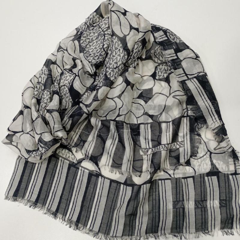 SCIARPA D ARMANI JEANS RIGHE BI BL TONDI  | Mercatino dell'Usato Roma viale tirreno 1