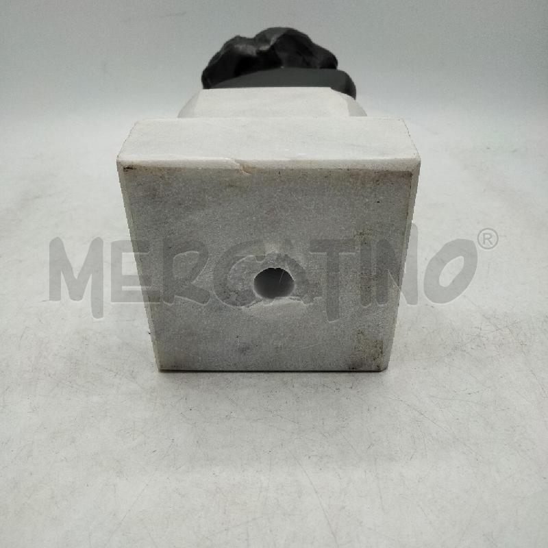 SCULTURA DEA BENDATA BASE MARMO | Mercatino dell'Usato Roma viale tirreno 4