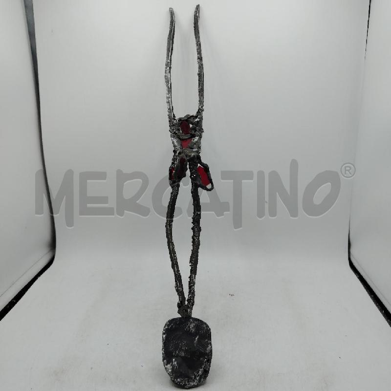 SCULTURA STILIZZATA  | Mercatino dell'Usato Roma viale tirreno 2