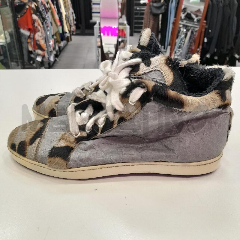 SNEAKERS D CARINA GR CAV MIL NE GR BE  | Mercatino dell'Usato Roma viale tirreno 3