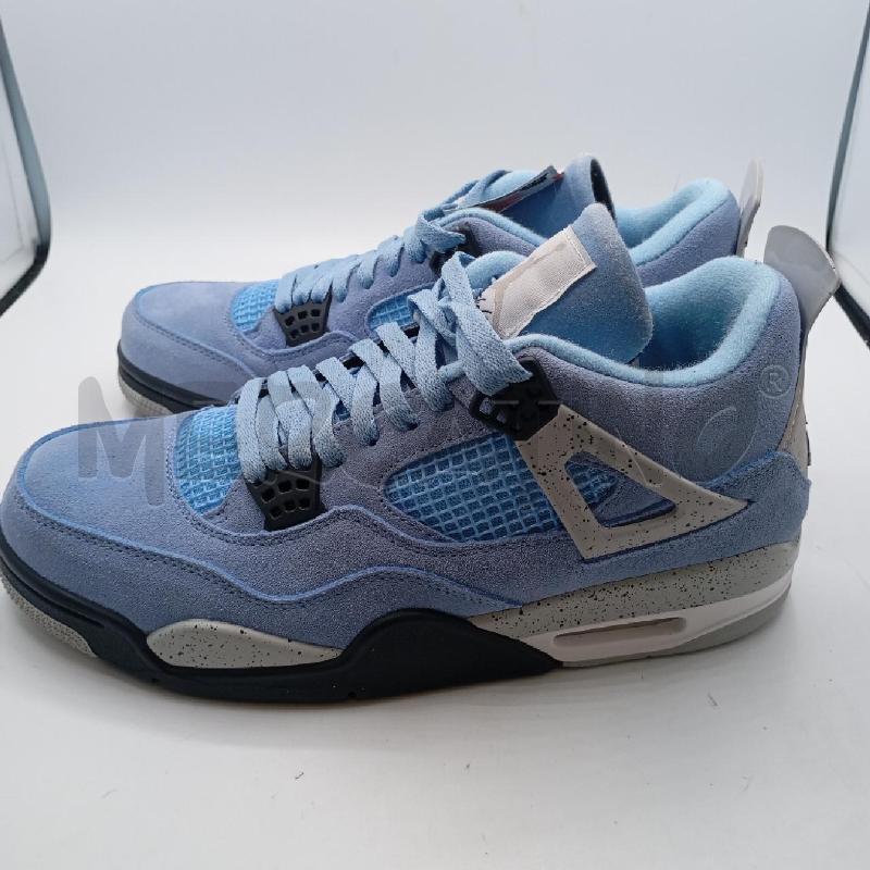 SNEAKERS U 4 RETRO BLU SCATOLA | Mercatino dell'Usato Roma viale tirreno 4