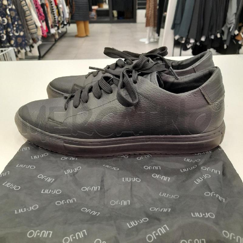 SNEAKERS U LIUJO NE PELLE  | Mercatino dell'Usato Roma viale tirreno 3