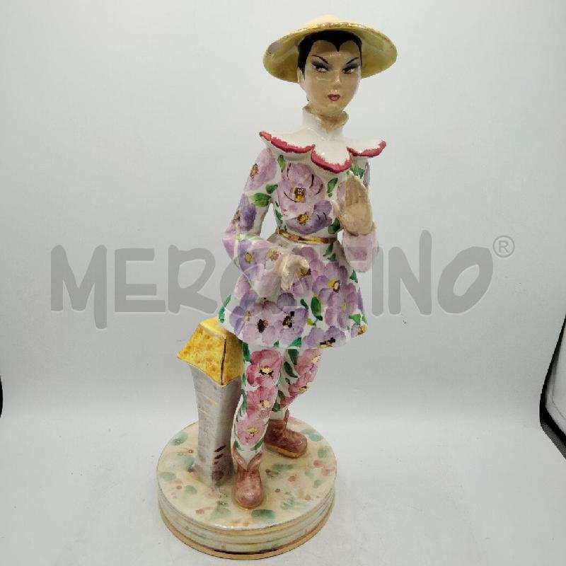 STATUA DONNA ORIENTALE FIORI DIPINTI VIOLA | Mercatino dell'Usato Roma viale tirreno 1