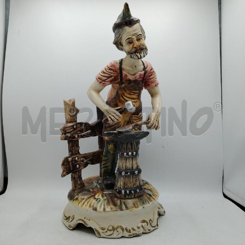 STATUINA CERAMICA UOMO LAVORATORE | Mercatino dell'Usato Roma viale tirreno 1