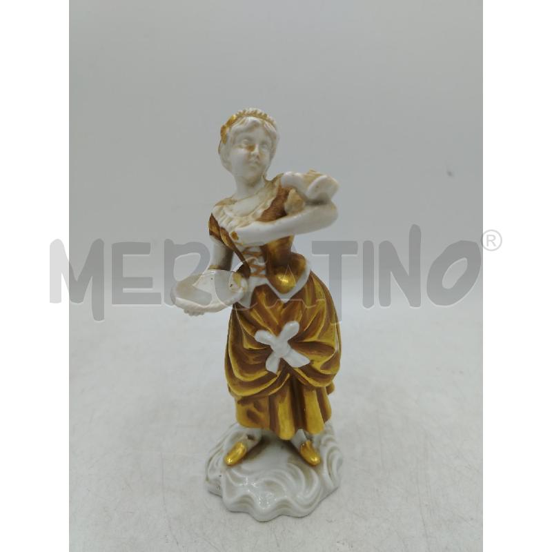 STATUINA DONNA CAPODIMONTE VESTITO ORO | Mercatino dell'Usato Roma viale tirreno 1