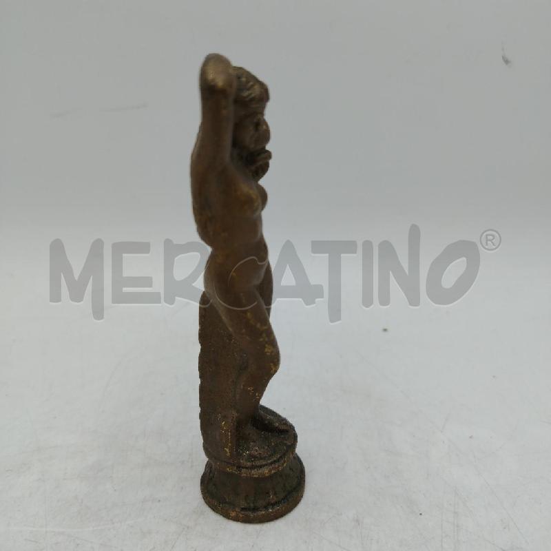 STATUINA DONNA NUDA CON ANFORA  | Mercatino dell'Usato Roma viale tirreno 3
