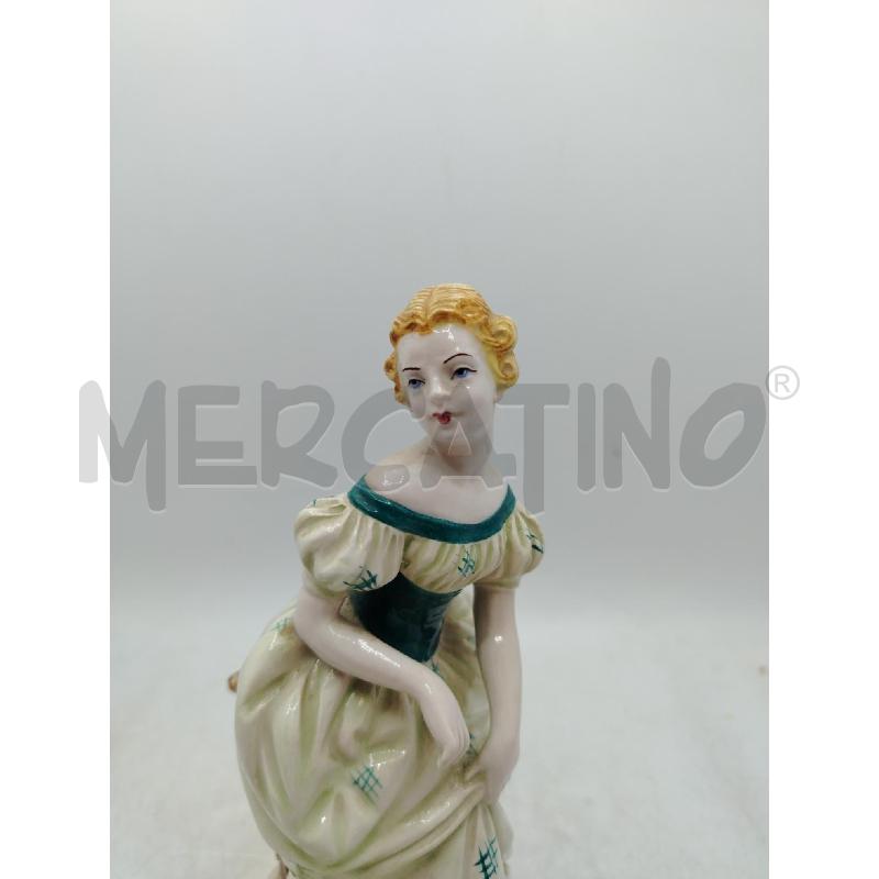 STATUINA DONNA VESTITO VERDE BASSANO | Mercatino dell'Usato Roma viale tirreno 2