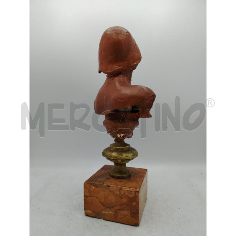 STATUINA MEZZOBUSTO BASE MARMO UOMO | Mercatino dell'Usato Roma viale tirreno 3