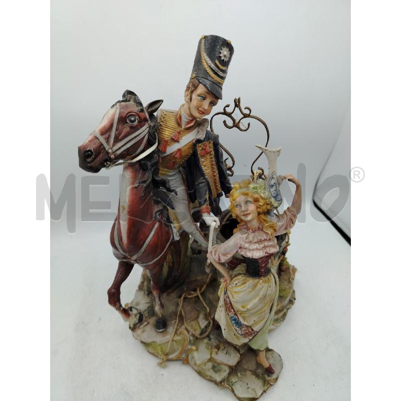 STATUINA UOMO A CAVALLO CON CONTADINA | Mercatino dell'Usato Roma viale tirreno 2