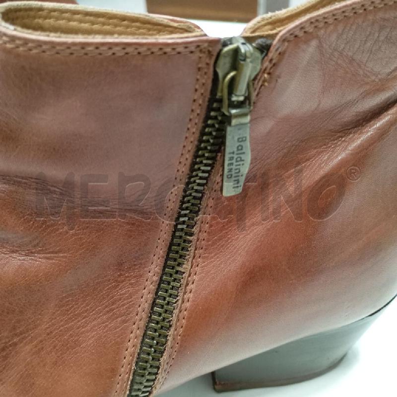 TRONCHETTO BALDINI CAMEL  | Mercatino dell'Usato Roma viale tirreno 5