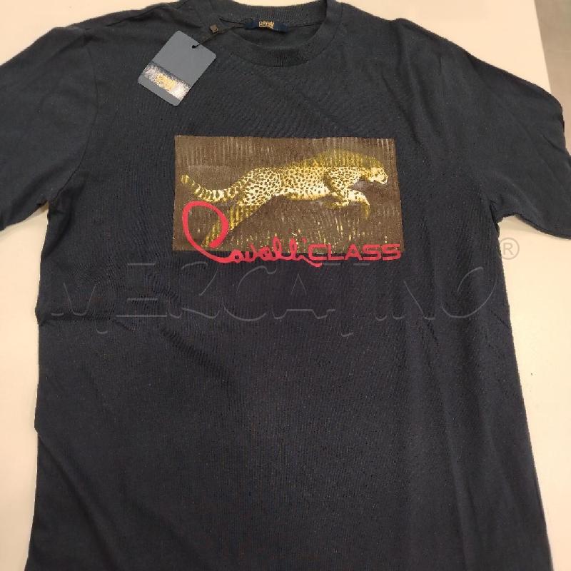 T SHIRT U CAVALLI CLASS BL SCURO STAMPA LEOP SCRITTA RSS | Mercatino dell'Usato Roma viale tirreno 2