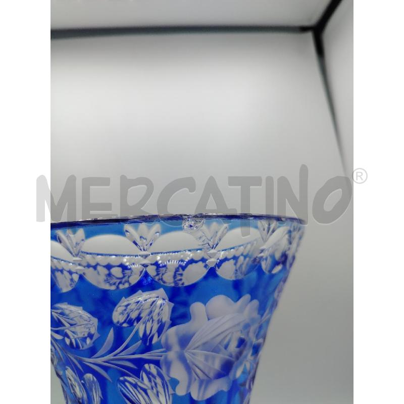 VASO CRISTALLO SFUMATURE BLU | Mercatino dell'Usato Roma viale tirreno 4