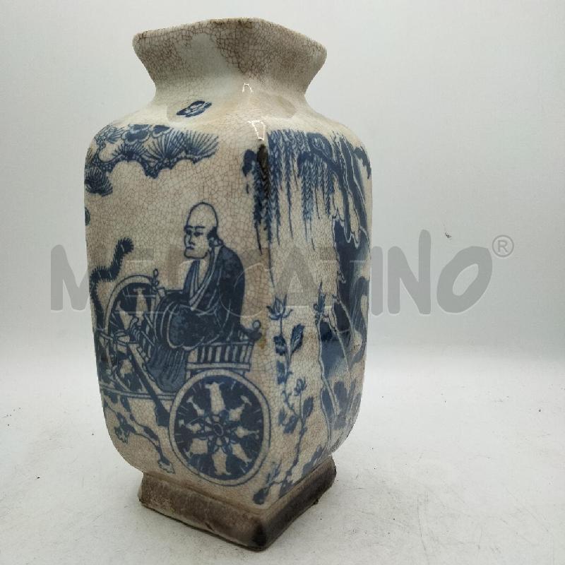 VASO ORIENTALE DEC BLU PERSONAGGI | Mercatino dell'Usato Roma viale tirreno 2