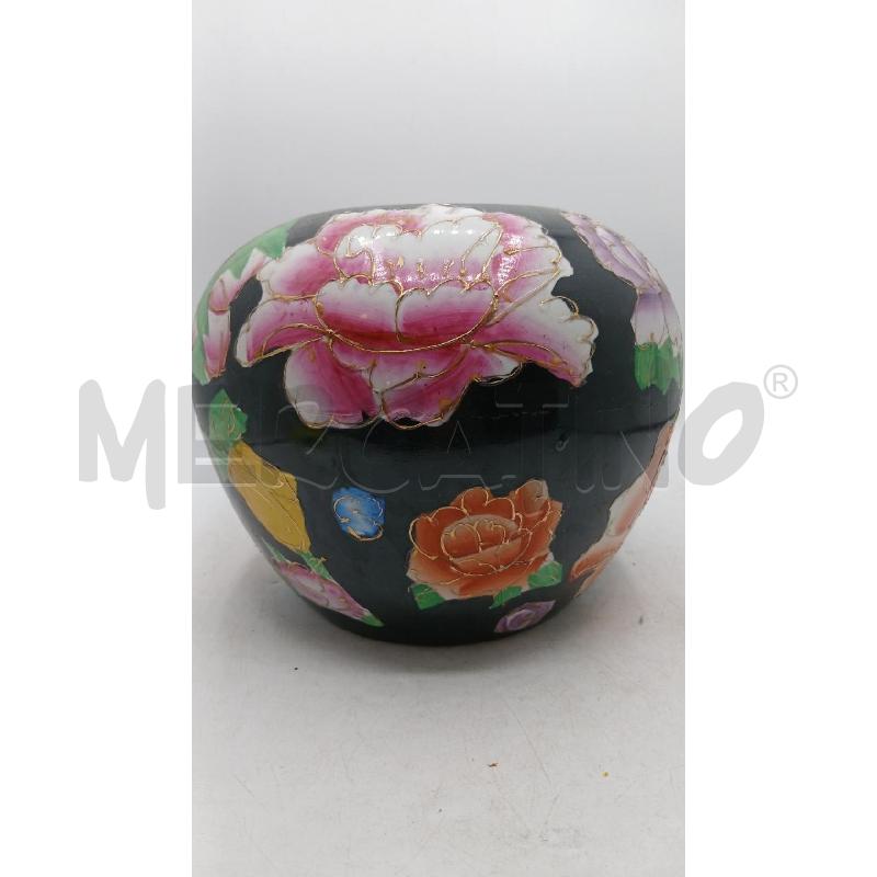 VASO PORCELLANA FIORI COLORATI SFONDO NEROP | Mercatino dell'Usato Roma viale tirreno 1