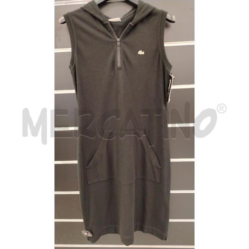 VESTITO D LACOSTE NE CON CAPP | Mercatino dell'Usato Roma viale tirreno 1
