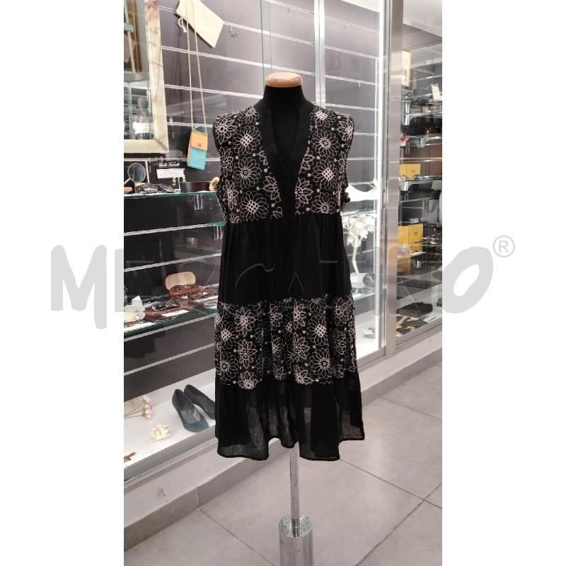 VESTITO D PANAJI NE RICAMI BI PETTO | Mercatino dell'Usato Roma viale tirreno 1